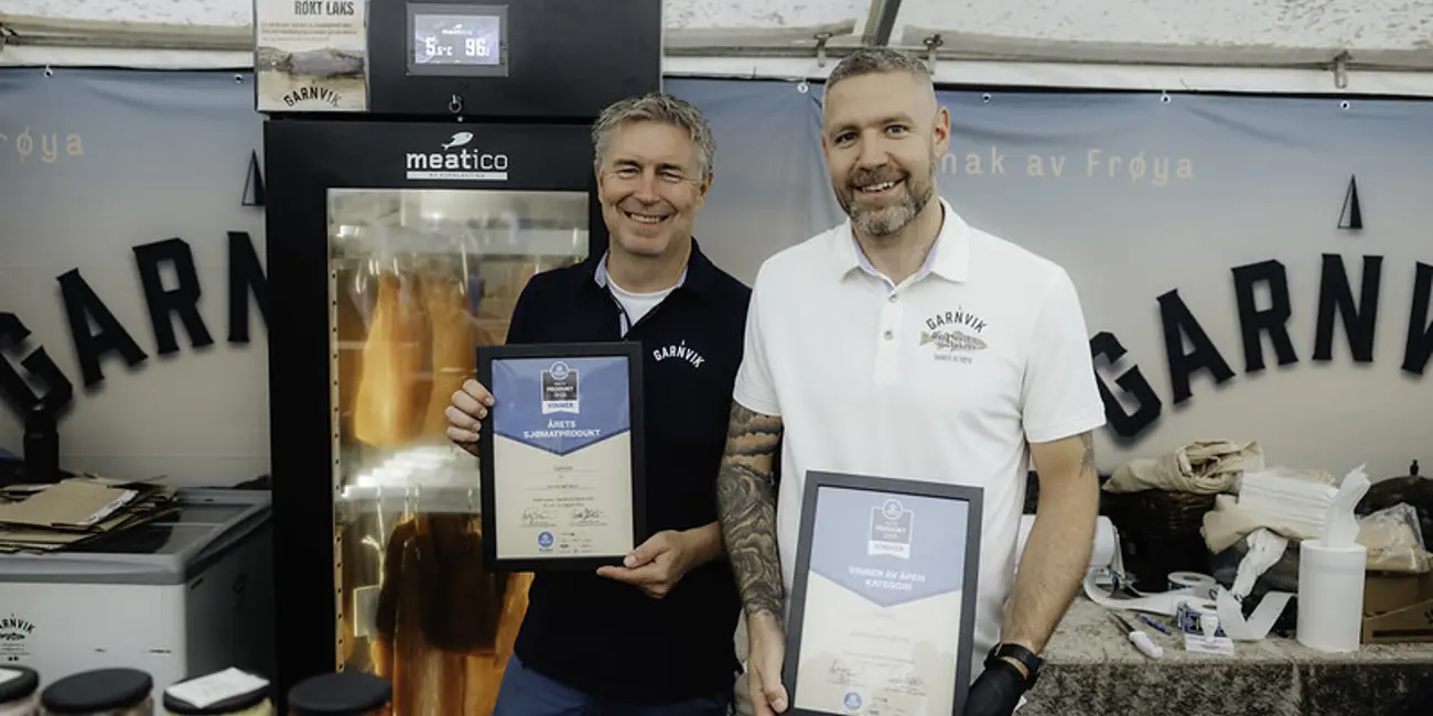 54690934006 2D723b6d0b C