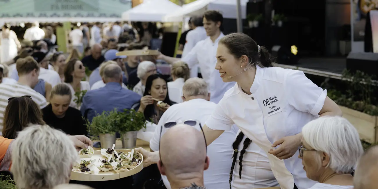 54693911634 7104E0aaff K